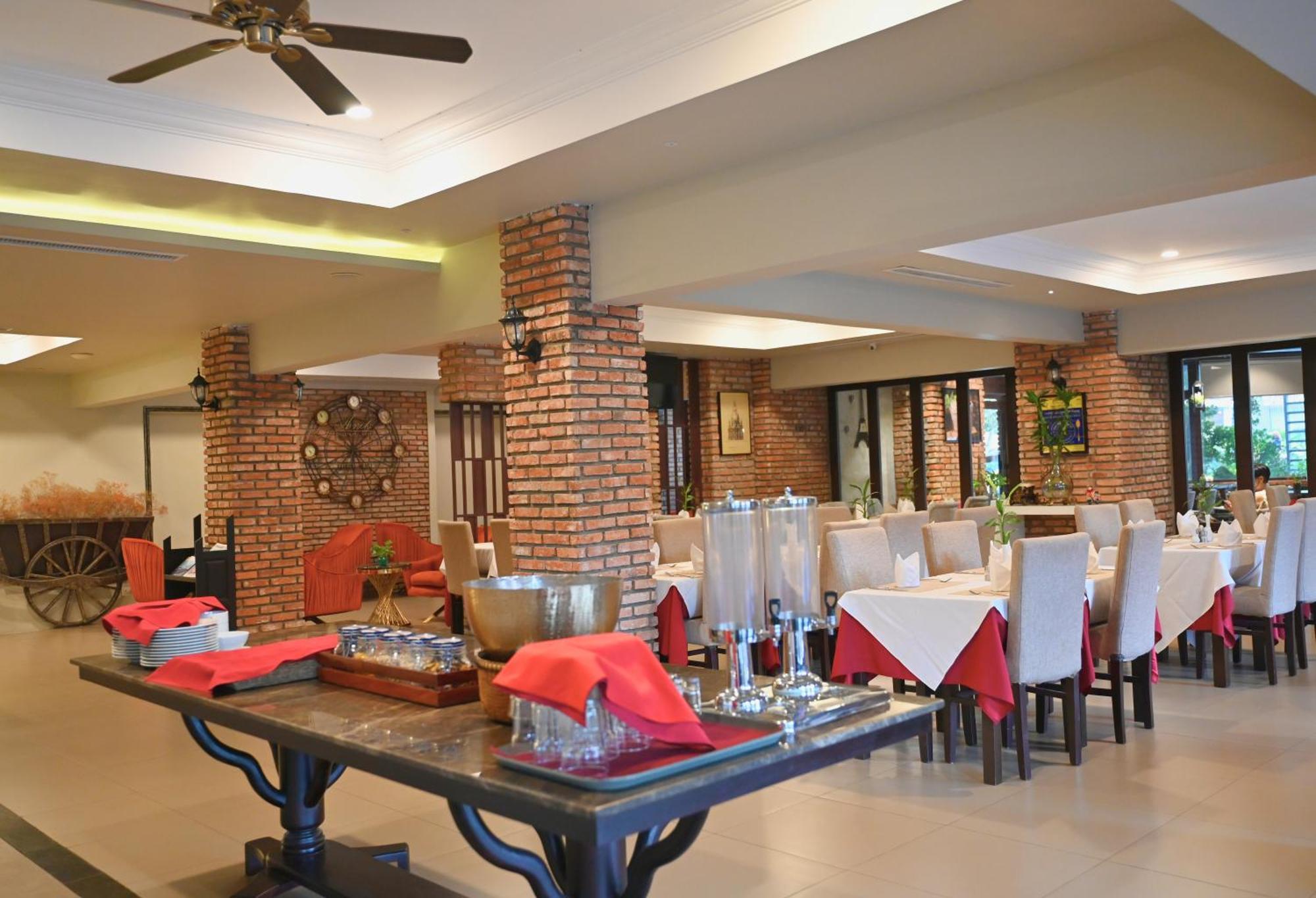 Anik Boutique Hotel & Spa On Norodom Blvd Phnom Penh Eksteriør bilde